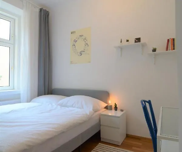 2-rooms; And Relax! Near Main Station Vienna